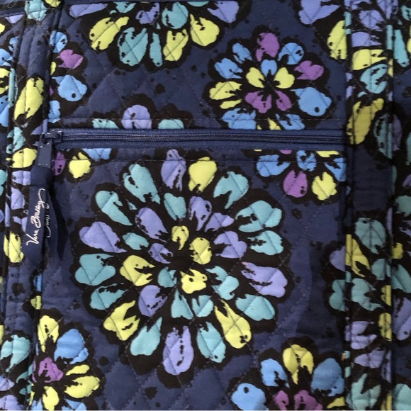 Vera Bradley overnight bag - Picture 6 of 11